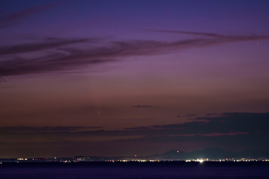 Chase the comet, meet the&nbsp;dawn